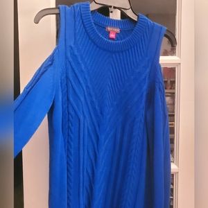 Vince  Camuto Sweater